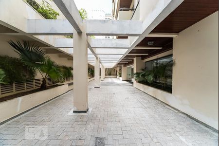 Apartamento à venda com 140m², 4 quartos e 2 vagasÁrea Externa do Salão de Festas