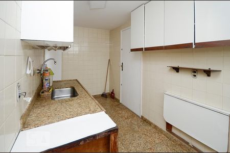 Apartamento à venda com 140m², 4 quartos e 1 vagaCozinha