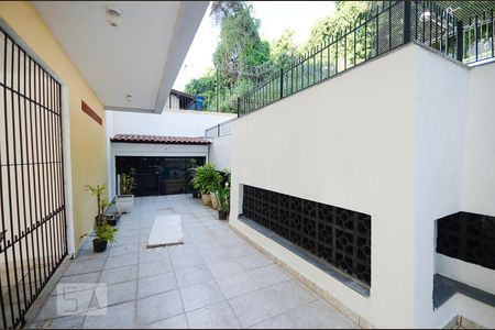 Apartamento à venda com 140m², 4 quartos e 1 vagaÁrea comum