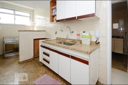 Apartamento à venda com 140m², 4 quartos e 1 vagaCozinha