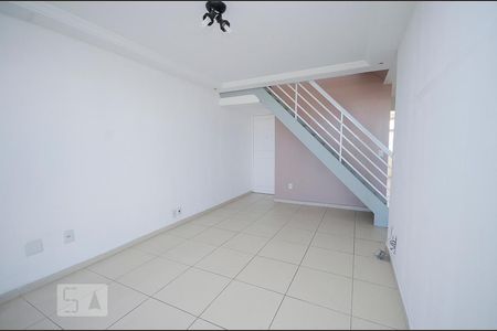 Sala de apartamento à venda com 4 quartos, 140m² em Ingá, Niterói