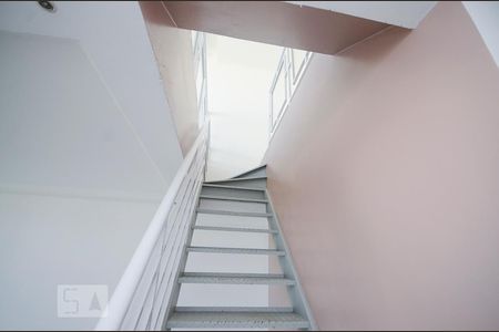 Apartamento à venda com 140m², 4 quartos e 1 vagaEscada para a cobertura