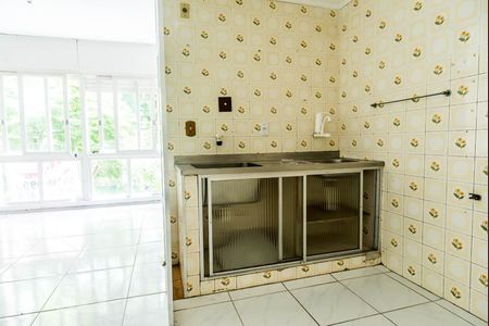 Cozinha de kitnet/studio à venda com 1 quarto, 26m² em Centro Histórico, Porto Alegre