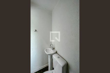 Banheiro de kitnet/studio para alugar com 1 quarto, 16m² em Brás, São Paulo