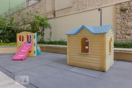 Apartamento para alugar com 67m², 3 quartos e 1 vaga Apartamento para alugar com 67m², 3 quartos e 1 vagaPlayground