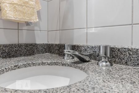 Apartamento para alugar com 67m², 3 quartos e 1 vaga Apartamento para alugar com 67m², 3 quartos e 1 vagaBanheiro