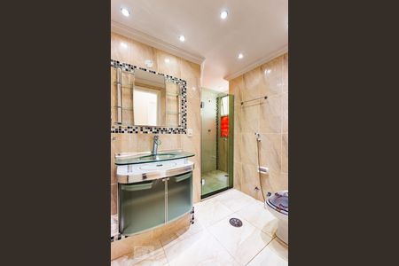 Banheiro de apartamento à venda com 3 quartos, 105m² em Vila Industrial, Campinas