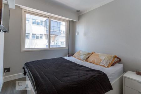 Quarto de apartamento para alugar com 1 quarto, 100m² em Passo da Areia, Porto Alegre