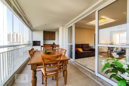 Varanda de apartamento à venda com 4 quartos, 138m² em Vila Andrade, São Paulo