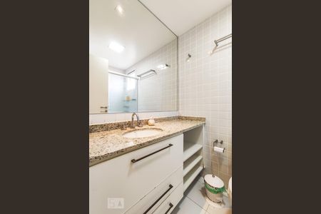 Apartamento à venda com 138m², 4 quartos e 2 vagasBanheiro da Suíte 1