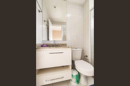 Apartamento à venda com 138m², 4 quartos e 2 vagasBanheiro da Suíte 2