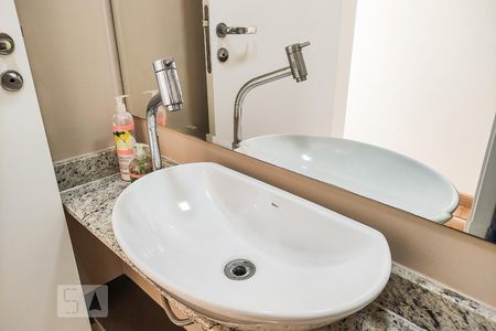 Apartamento à venda com 138m², 4 quartos e 2 vagasLavabo