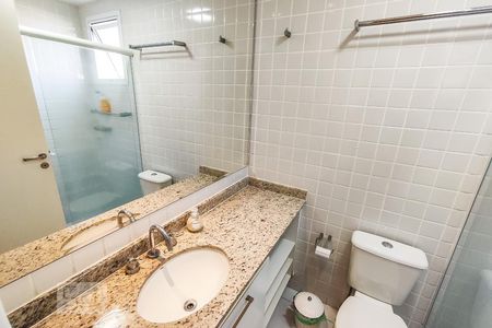 Apartamento à venda com 138m², 4 quartos e 2 vagasBanheiro da Suíte 1