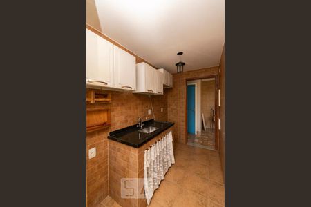 Apartamento para alugar com 66m², 2 quartos e 1 vagaCozinha