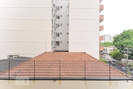 Apartamento à venda com 106m², 3 quartos e 2 vagasVista quarto 1