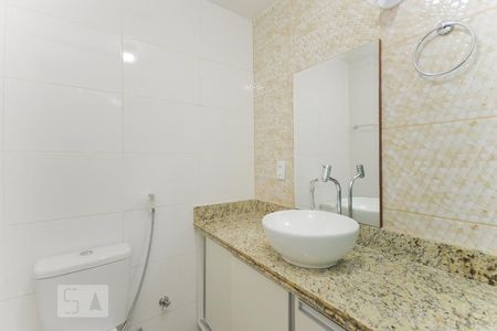 Apartamento à venda com 106m², 3 quartos e 2 vagasBanheiro suíte