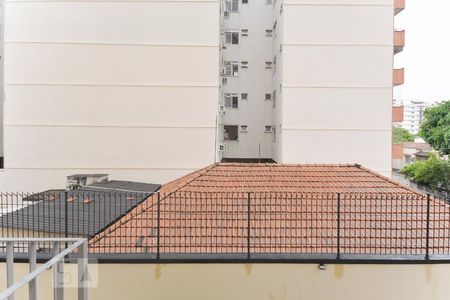 Apartamento à venda com 106m², 3 quartos e 2 vagasVista quarto 2