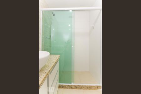 Apartamento à venda com 106m², 3 quartos e 2 vagasBanheiro suíte