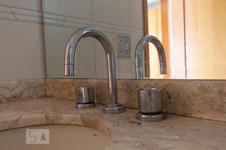 Banheiro de apartamento para alugar com 2 quartos, 80m² em Vila Andrade, São Paulo