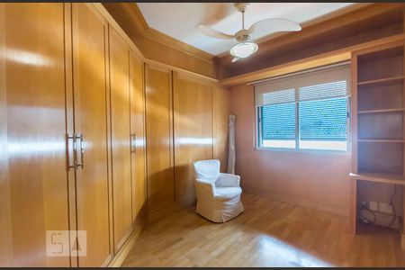 Apartamento à venda com 2 quartos, 167m² em Vila Nova Conceição, São Paulo