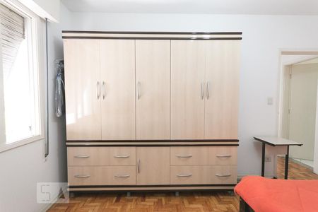 Quarto 1  de apartamento para alugar com 2 quartos, 83m² em Aclimação , São Paulo