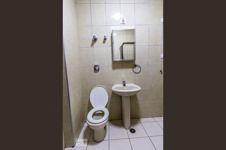 Banheiro de kitnet/studio à venda com 1 quarto, 42m² em Santa Cecília, São Paulo