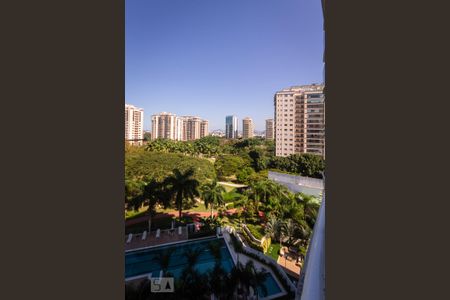 Apartamento para alugar com 74m², 2 quartos e 1 vagaVista