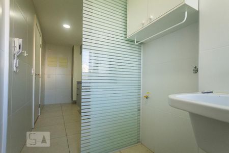 Apartamento para alugar com 74m², 2 quartos e 1 vagaÁrea de Serviço