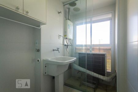 Apartamento para alugar com 74m², 2 quartos e 1 vagaÁrea de Serviço