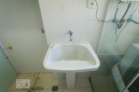 Apartamento para alugar com 74m², 2 quartos e 1 vagaÁrea de Serviço