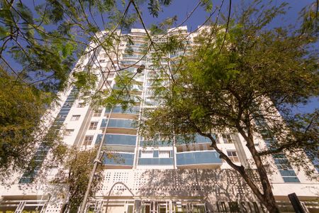 Apartamento para alugar com 74m², 2 quartos e 1 vagaFachada