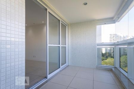 Apartamento para alugar com 74m², 2 quartos e 1 vagaVaranda