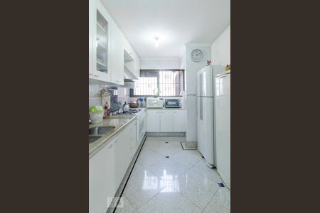 Apartamento à venda com 220m², 5 quartos e 4 vagasCozinha