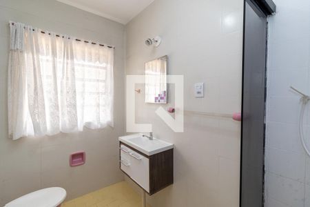 Casa à venda com 102m², 3 quartos e 2 vagas Casa à venda com 102m², 3 quartos e 2 vagasBanheiro