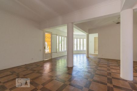 Sala de casa à venda com 4 quartos, 430m² em Cosme Velho, Rio de Janeiro