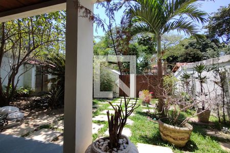 Casa de condomínio à venda com 342m², 5 quartos e 2 vagasQuintal