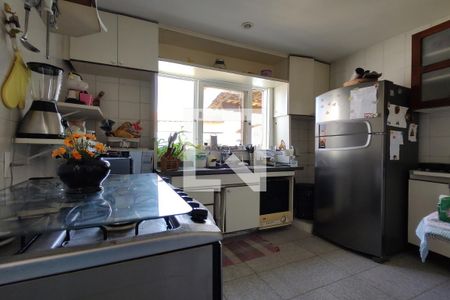 Casa de condomínio à venda com 342m², 5 quartos e 2 vagasCozinha - Armários