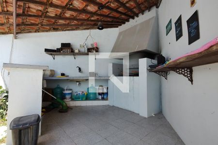 Casa de condomínio à venda com 342m², 5 quartos e 2 vagasChurrasqueira