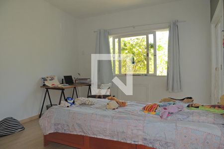 Casa de condomínio à venda com 342m², 5 quartos e 2 vagasQuarto 2