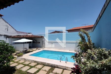 Casa de condomínio à venda com 342m², 5 quartos e 2 vagasPiscina