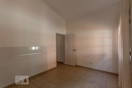 Casa de condomínio para alugar com 497m², 4 quartos e 5 vagas Casa de condomínio para alugar com 497m², 4 quartos e 5 vagasSuíte4