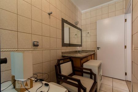 Casa de condomínio para alugar com 497m², 4 quartos e 5 vagas Casa de condomínio para alugar com 497m², 4 quartos e 5 vagasSuíte3