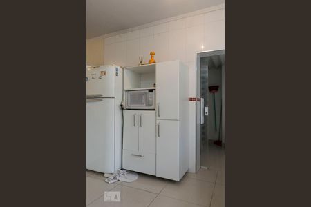 1o. Andar - Cozinha (Armários) de casa à venda com 3 quartos, 260m² em Saúde, São Paulo