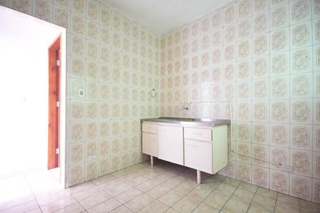 Cozinha de casa para alugar com 1 quarto, 60m² em Ferreira, São Paulo