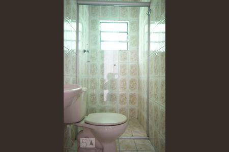Banheiro suíte de casa para alugar com 1 quarto, 60m² em Ferreira, São Paulo