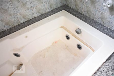 Casa à venda com 150m², 3 quartos e 2 vagasDetalhe do banheiro