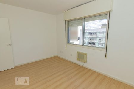 Quarto 1 de apartamento para alugar com 2 quartos, 79m² em Independência, Porto Alegre