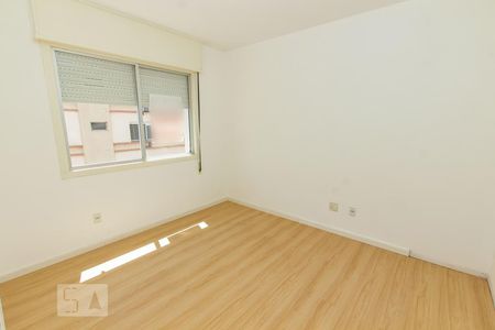 Quarto 2 de apartamento para alugar com 2 quartos, 79m² em Independência, Porto Alegre