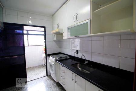 Apartamento para alugar com 75m², 3 quartos e 2 vagasCozinha