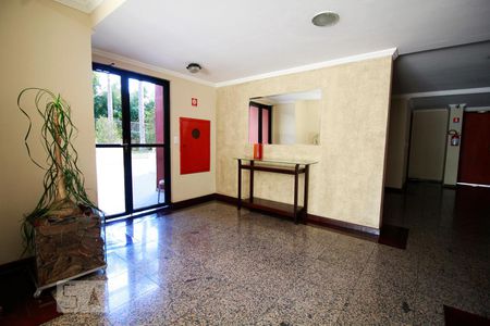 Apartamento para alugar com 75m², 3 quartos e 2 vagasHall social